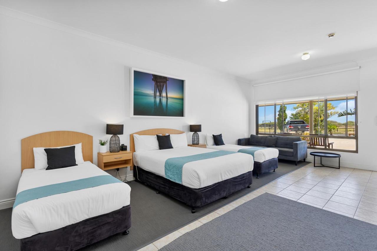 Coast And Port Noarlunga