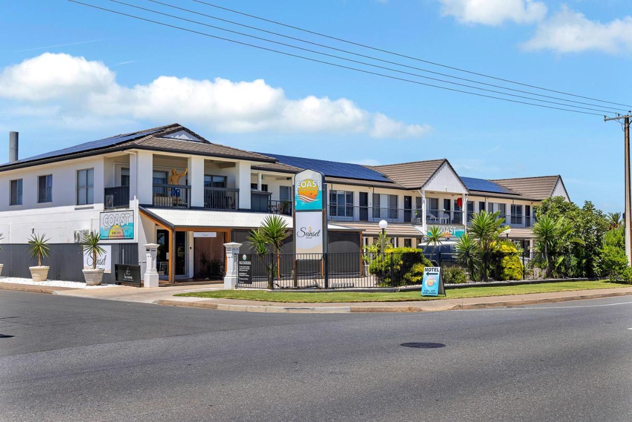 Motel Coast And 3*