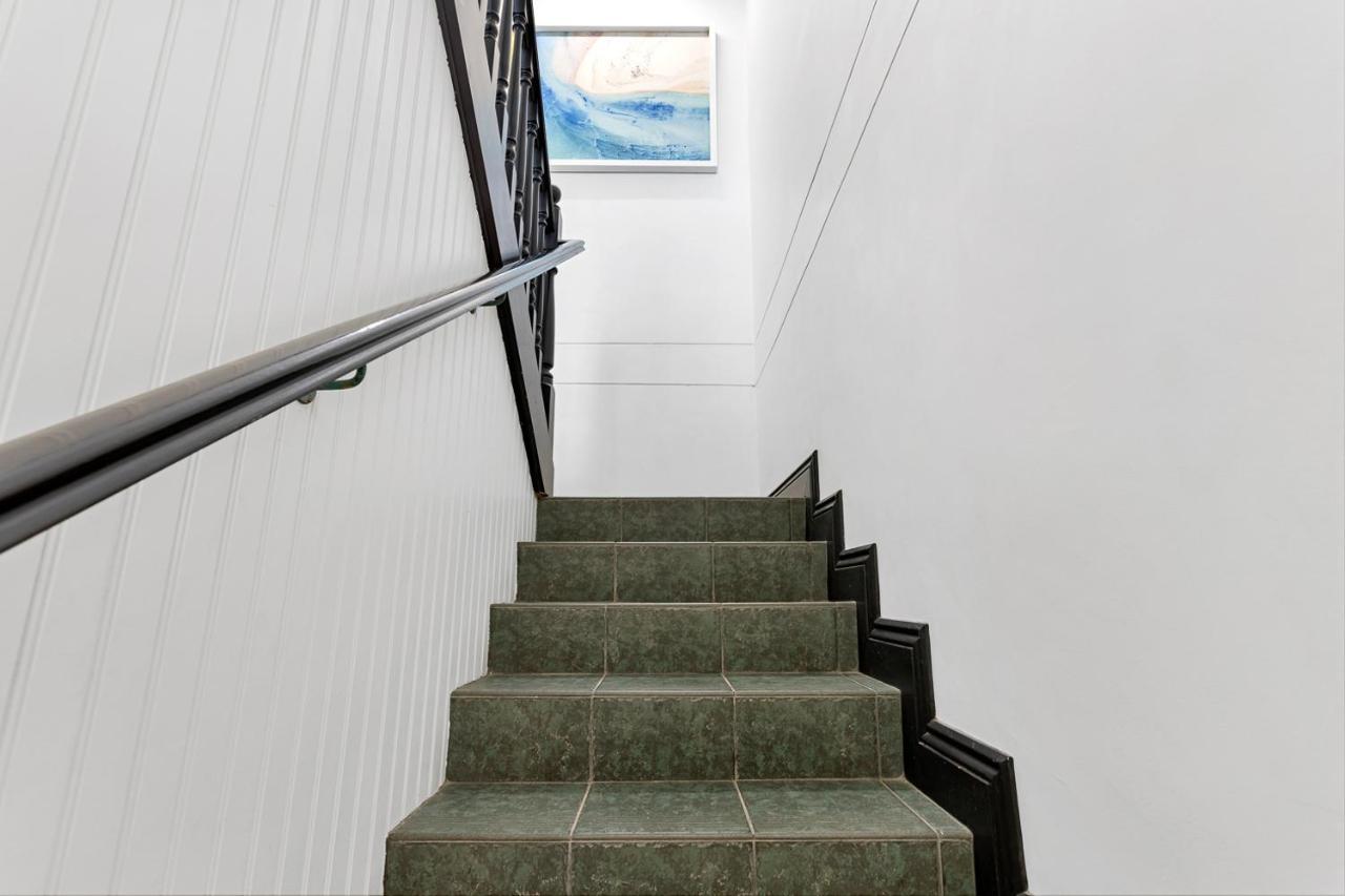 Coast And 3* Port Noarlunga